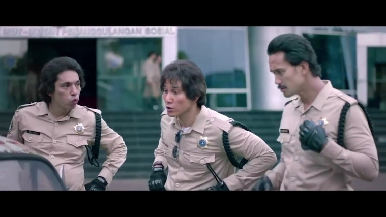 Film indonesia komedi Cek Toko Sebelah