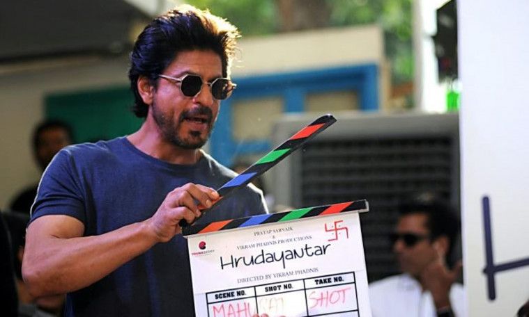 Shahrukh Khan mendapatkan gelar doktor