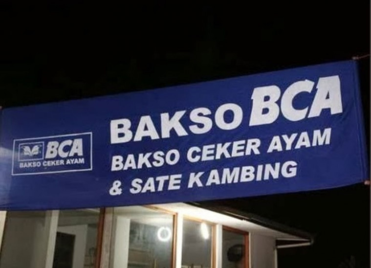 Kelakukan kocak saat jualan