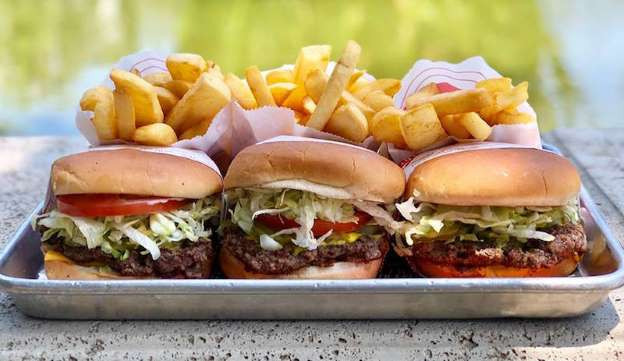 burger enak di jakarta