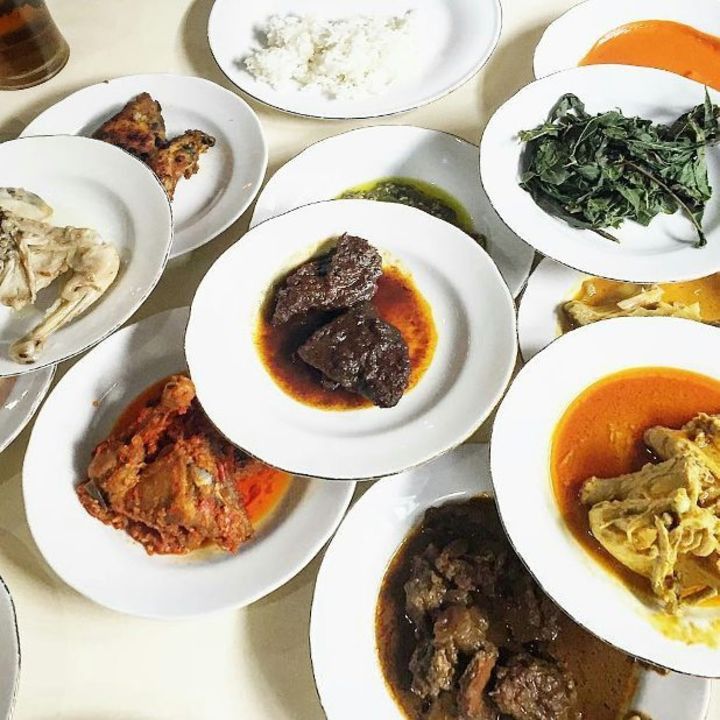 8 Restoran Masakan Padang Paling Enak di Jakarta, Pas buat Menu Berbuka