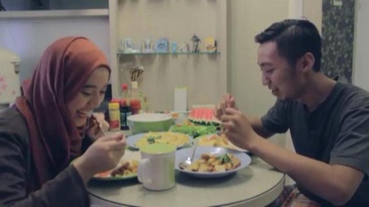 film pendek indonesia islami Istri Paruh Waktu (2015)