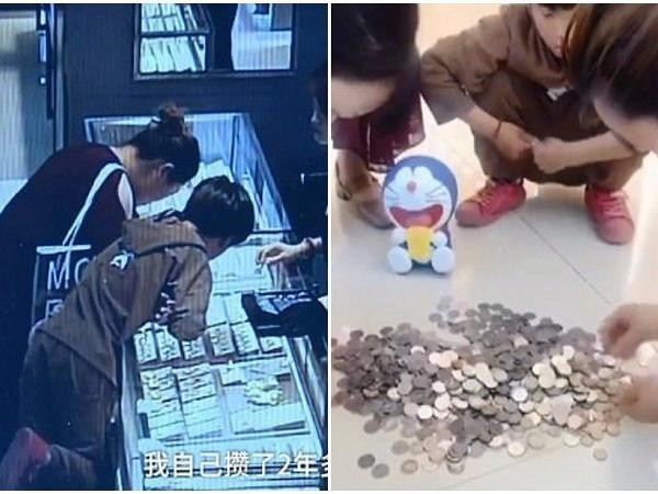 Membeli cincin untuk ibu