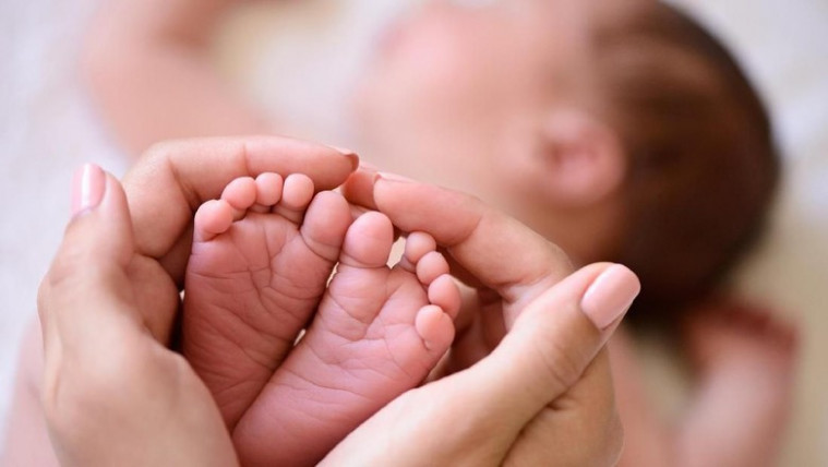 Bayi dibunuh