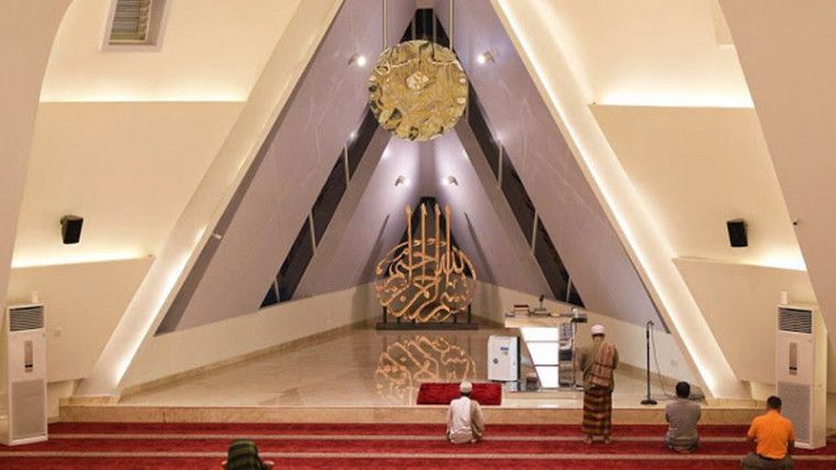 Masjid Al Safar Buatan Ridwan Kamil dituduh sebagai propaganda Illuminati