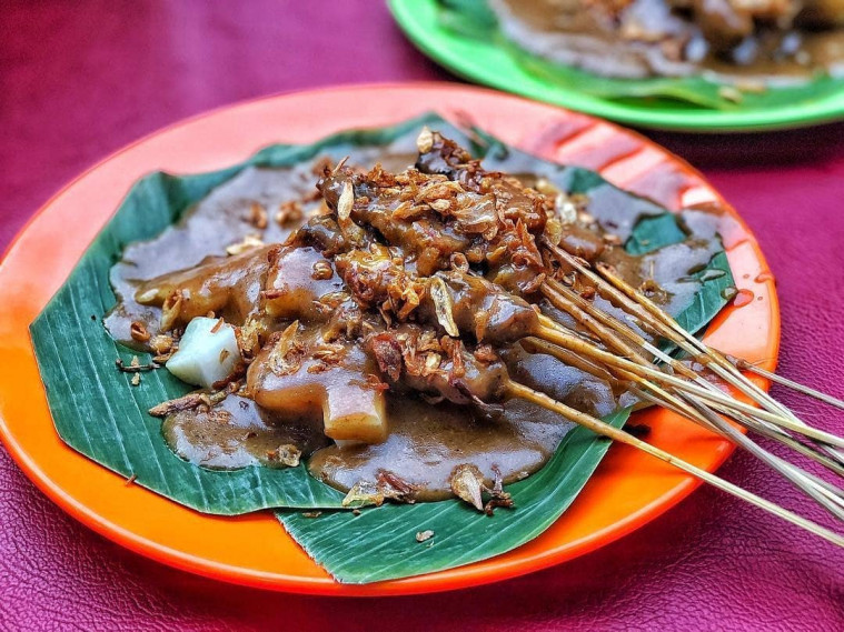  Street  Food  di Jakarta yang Enaknya Bisa Bikin Gagal Diet