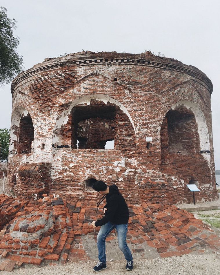 wisata benteng di indonesia