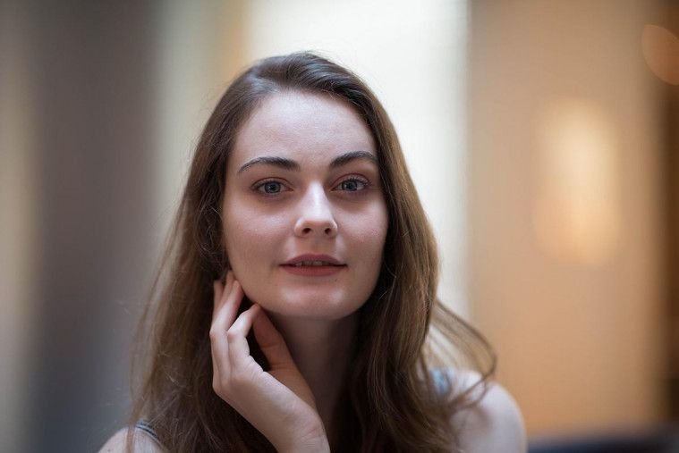 5 Lensa Kamera Foto Bokeh Terbai
