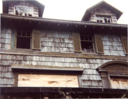 Hancur Disambar Petir, Inilah Kisah Rumah Angker Summerwind!