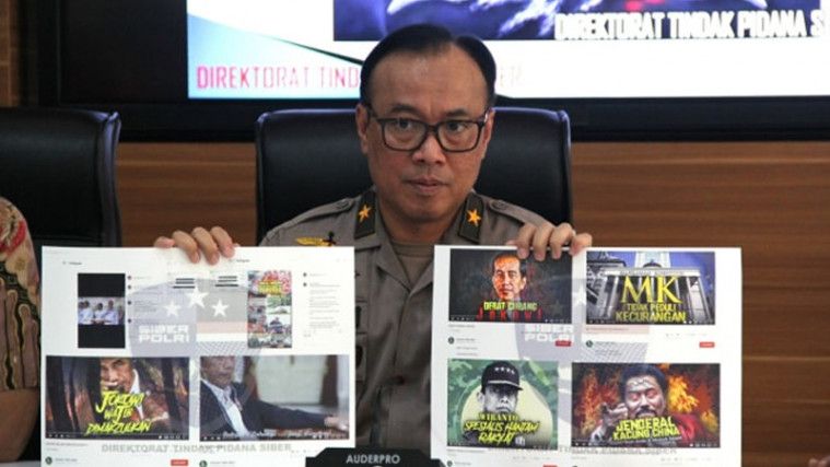 Youtuber Muslim Cyber Army Ditangkap Polisi