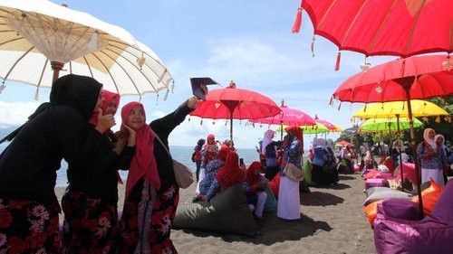 Pantai Syariah Banyuwangi