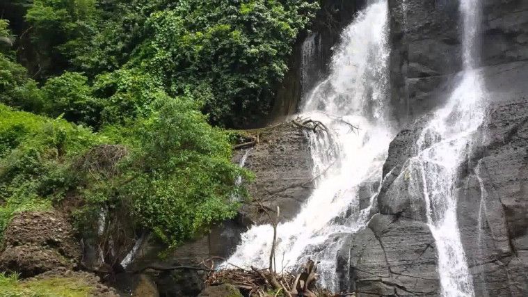 Asal Usul Curug Caweni, Curug Indah Kebanggan Sukabumi!