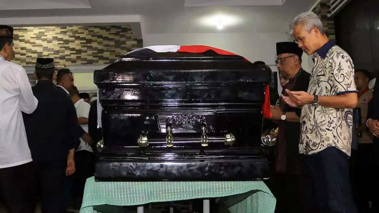 Ganjar Pranowo Dapat Pesan Khusus Dari Anak Sutopo