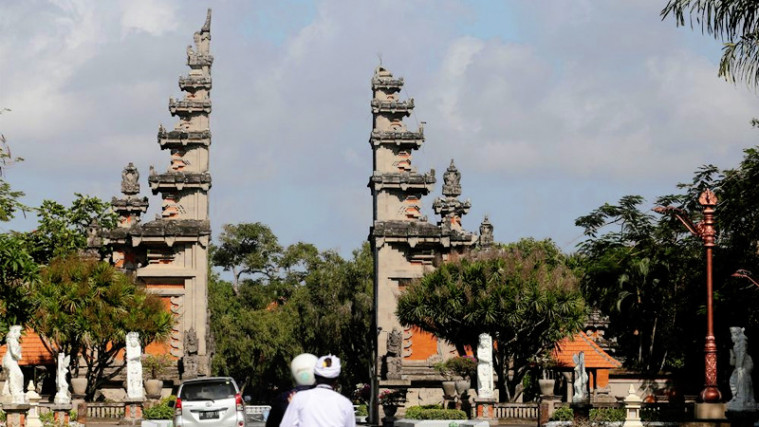 Wayan Koster Sebut Gempa Bali Bawa Pertanda Baik