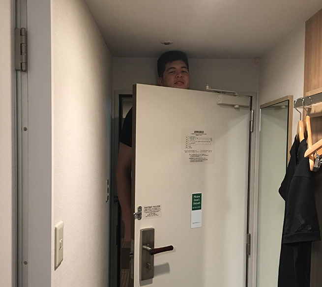 Foto kocak turis di Jepang