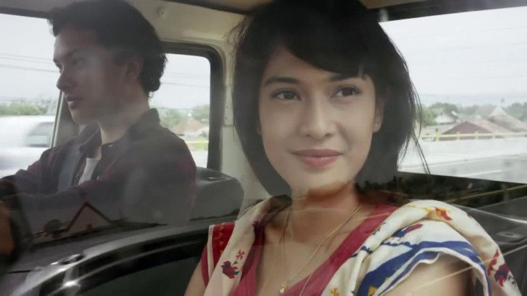 15 Film Romantis Indonesia Yang Bikin Baper 