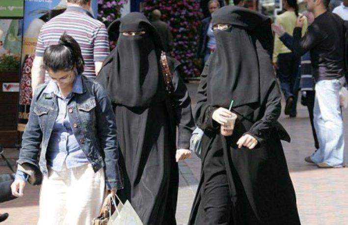 Cadar atau Burka