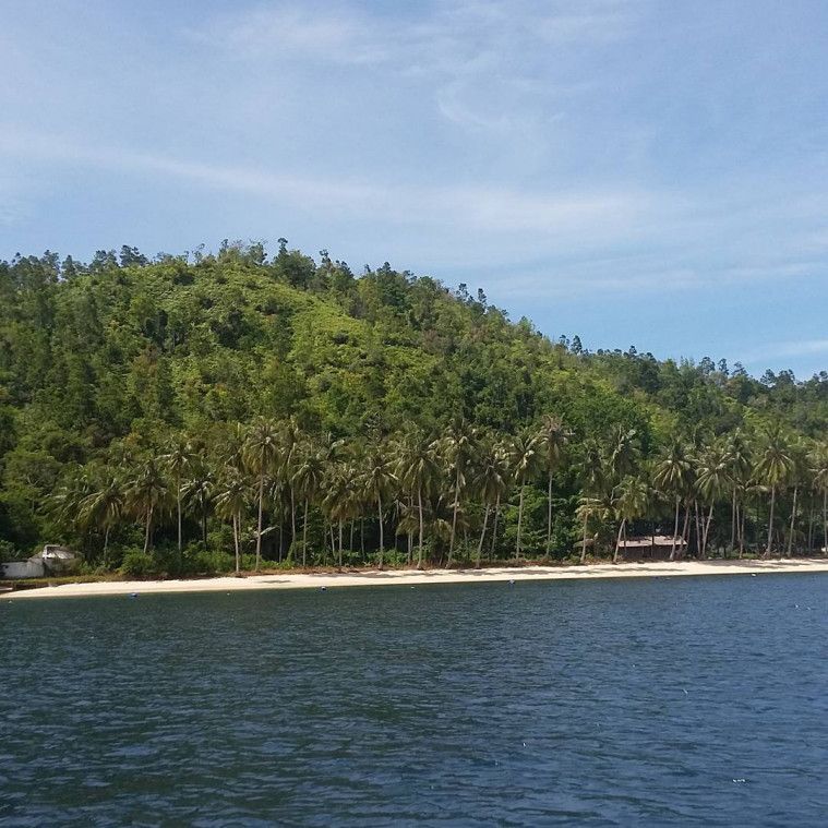 Pulau Sikuai Sumatera Barat