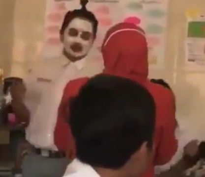 pake masker dikelas ketahuan guru