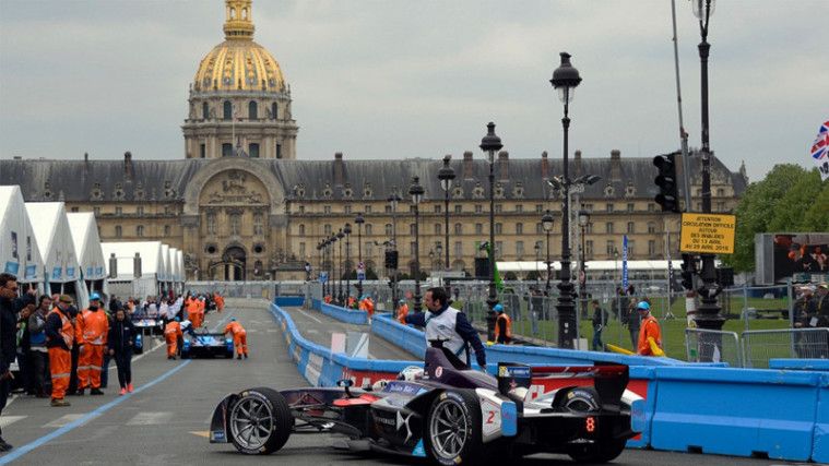 Monas Jadi Jalur Balapan Formula E, Anies Pastikan Pohon Tak Ditebang