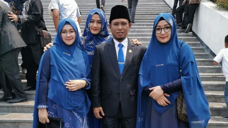 Jika Bergaji Hanya 5 Juta, Begini Tips Poligami Dari Lora Fadil