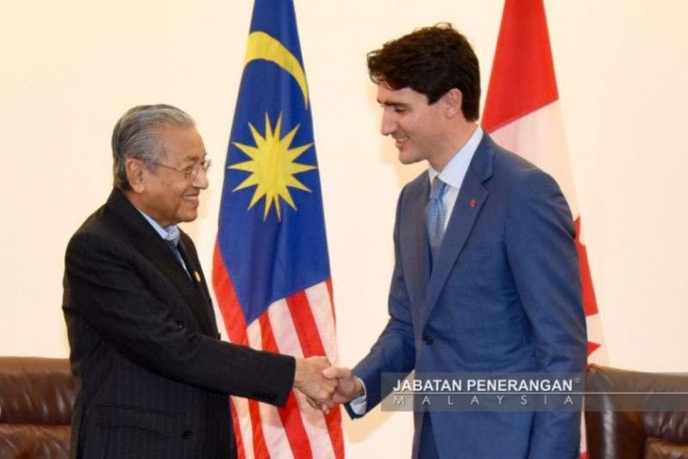 Mahathir Mohammad Justin Trudeau APEC 2018