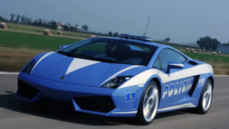 Kumpulan mobil polisi di dunia