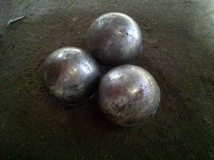 Road studs type LUX