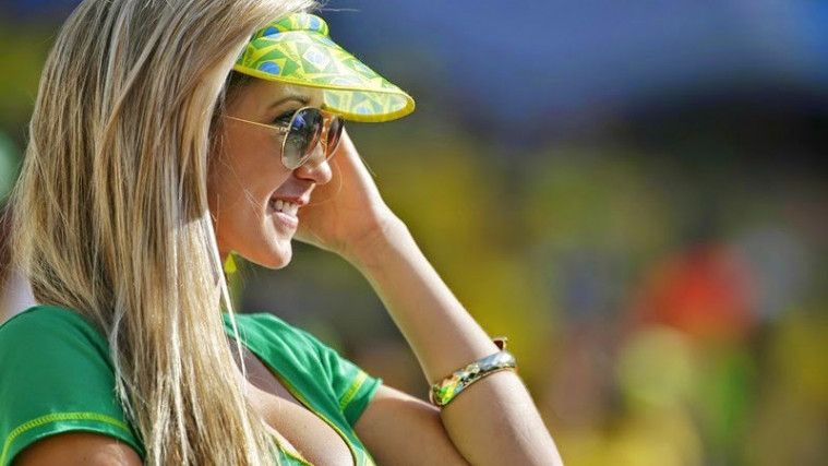 Deretan Gadis Cantik Dalam Piala Dunia 2014
