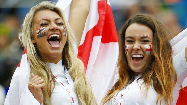 Deretan Gadis Cantik Dalam Piala Dunia 2014