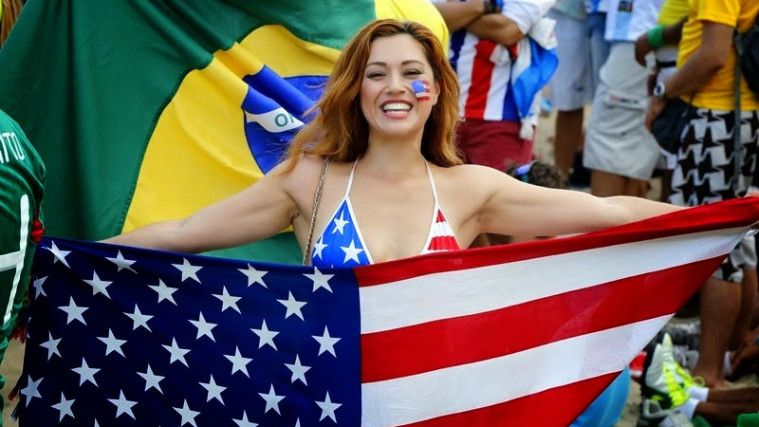 Deretan Gadis Cantik Dalam Piala Dunia 2014