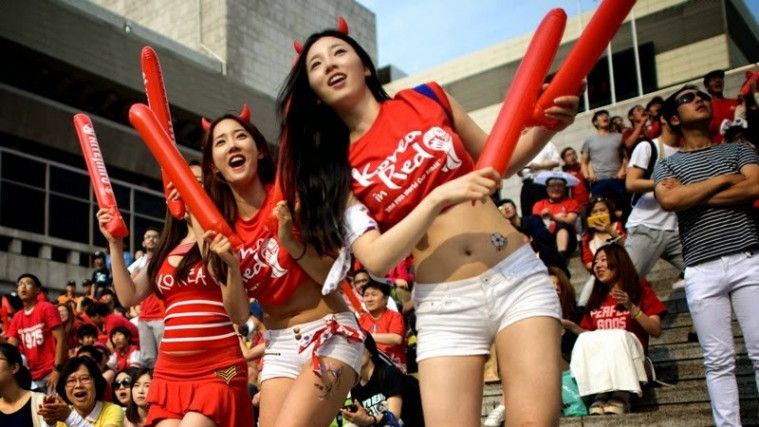 Deretan Gadis Cantik Dalam Piala Dunia 2014