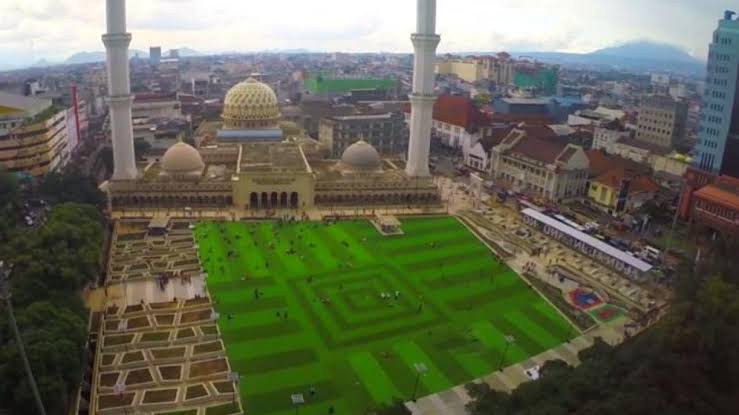 Tempat Nongkrong di Bandung Favorit Anak Muda