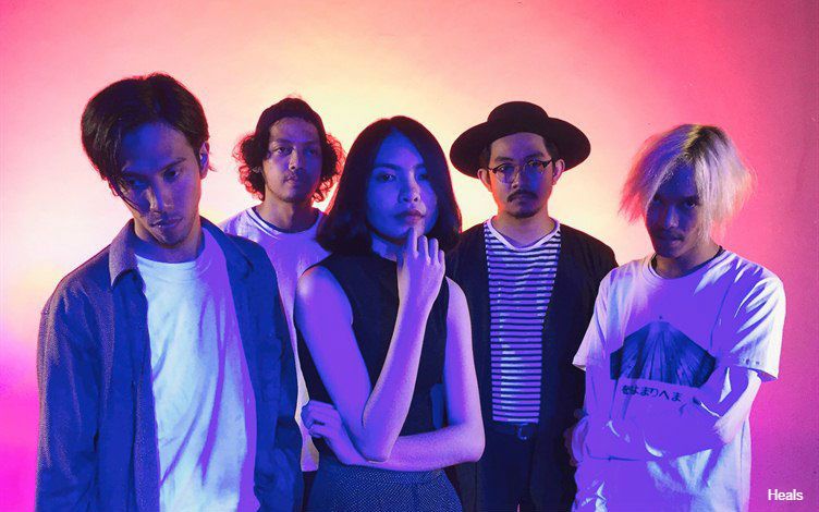 Nama Band Indie Indonesia ElsietaroEsparza