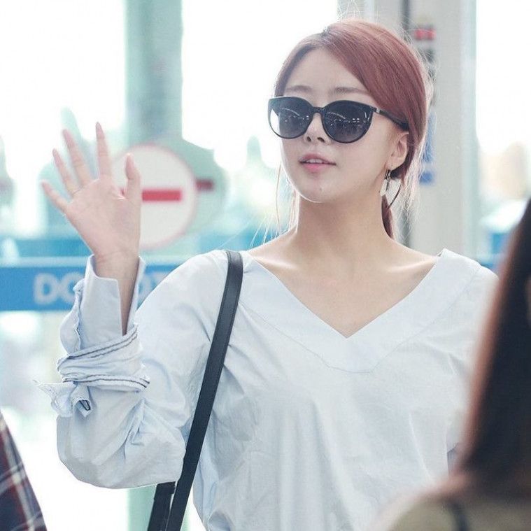 IU