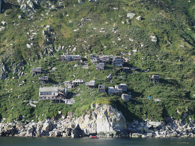 Pulau terbengkalai