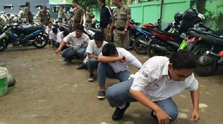 10 Jenis Hukuman Semasa Sekolah Ini Bakalan Bikin Kamu Kangen Berat!