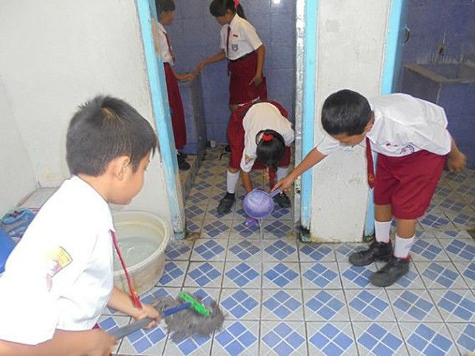 10 Jenis Hukuman Semasa Sekolah Ini Bakalan Bikin Kamu Kangen Berat!