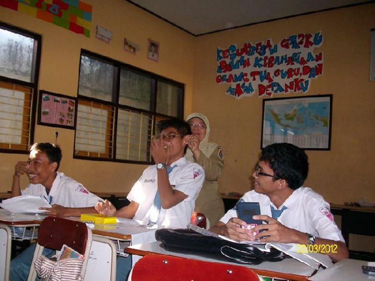 10 Jenis Hukuman Semasa Sekolah Ini Bakalan Bikin Kamu Kangen Berat!