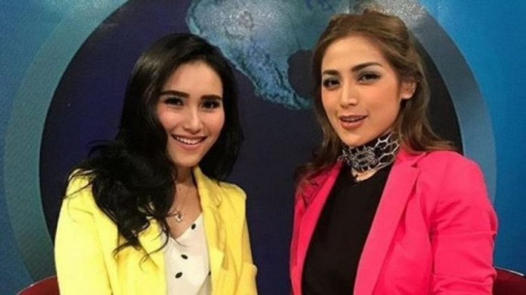 Luna Maya dan Ayu Ting Ting