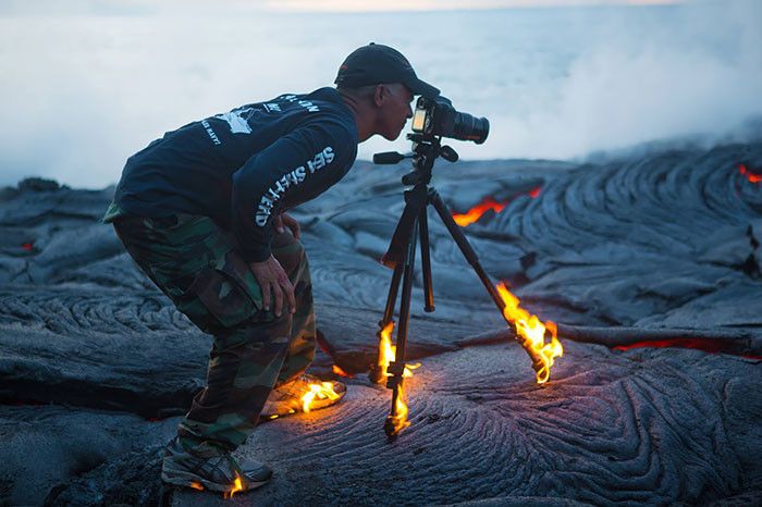 Potret Fotografer yang Berani Ambil Risiko Ekstrem Demi Foto Sempurna