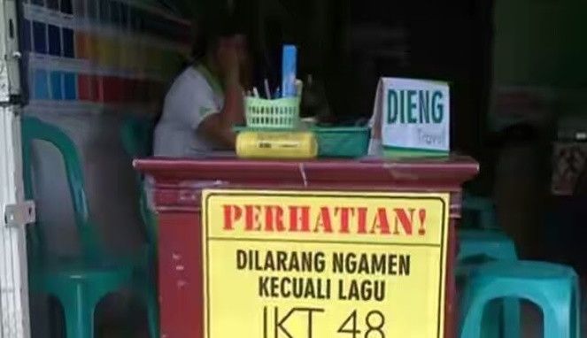 Himbauan dilarang ngamen