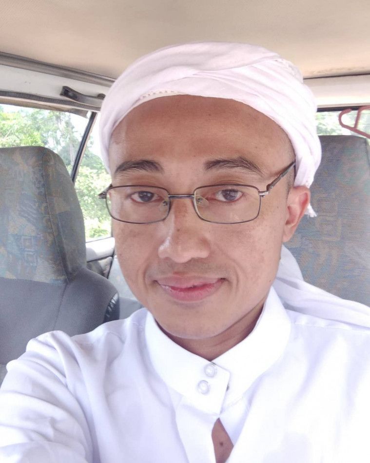 Waria ini tobat setelah mimpi tertabrak truk