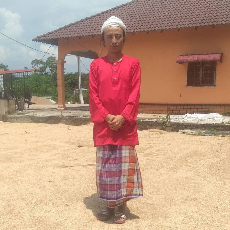 Waria ini tobat setelah mimpi tertabrak truk
