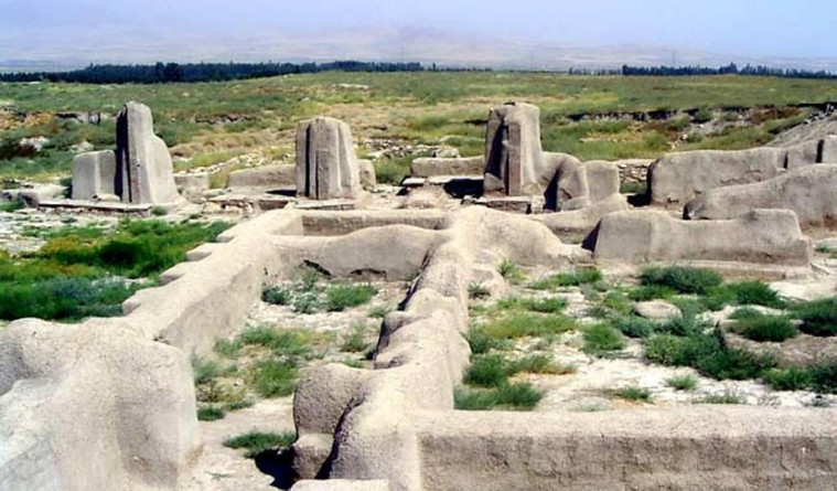 Situs arkeologi Teppe Hasanlu, lokasi penemuan Hasanlu Lovers