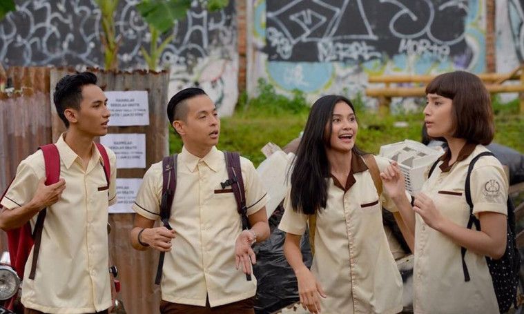 Rekomendasi 7 Film Ernest Prakasa Yang Harus Kamu Tonton