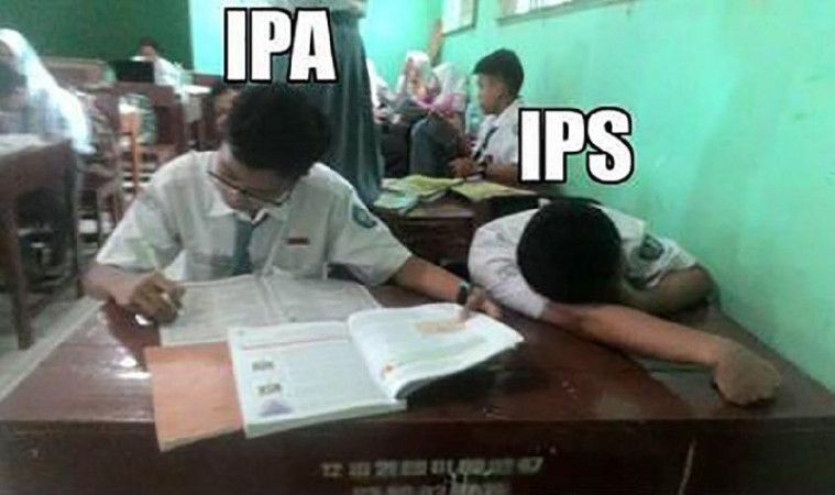 Meme anak IPA vs IPS.