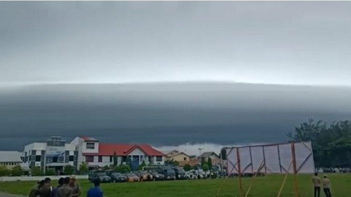 Kemunculan awan tsunami