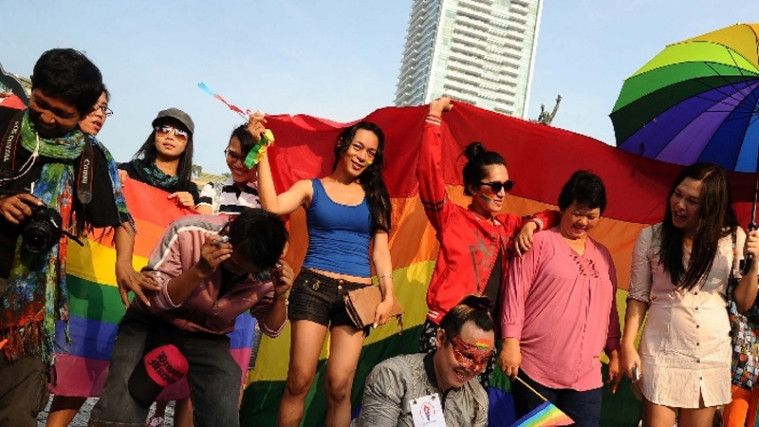 Kecam Rencana Razia LGBT Wali Kota Depok, Waria: Kita Yang Diperkosa!