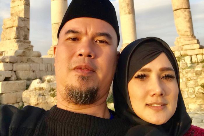 Mulan Jameela dan Ahmad Dhani